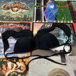 NWT No Boundaries Black Bikini Top Size M